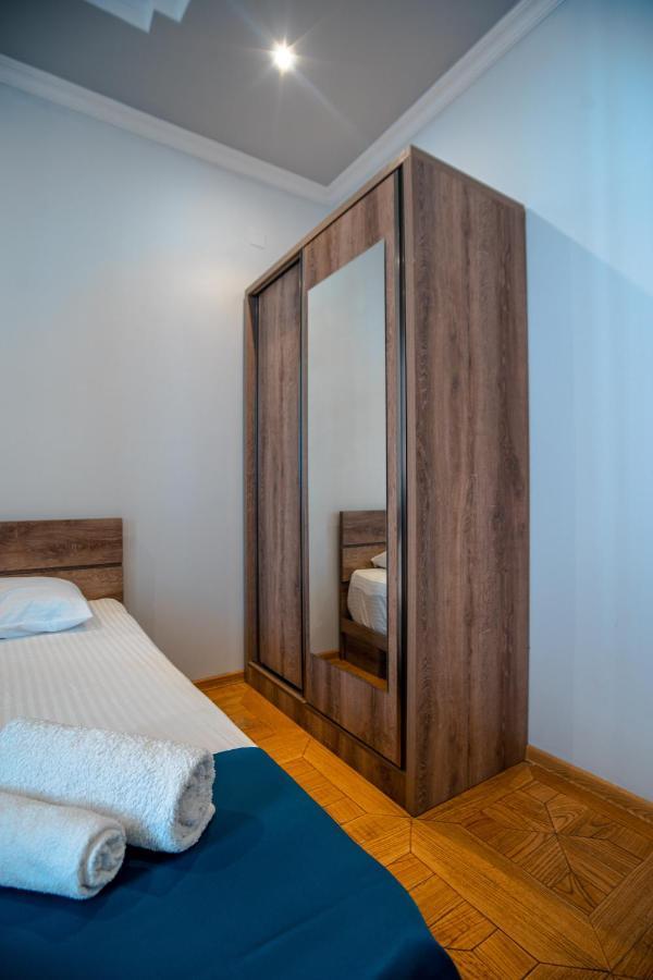 Porto Franco Hotel Батуми Екстериор снимка