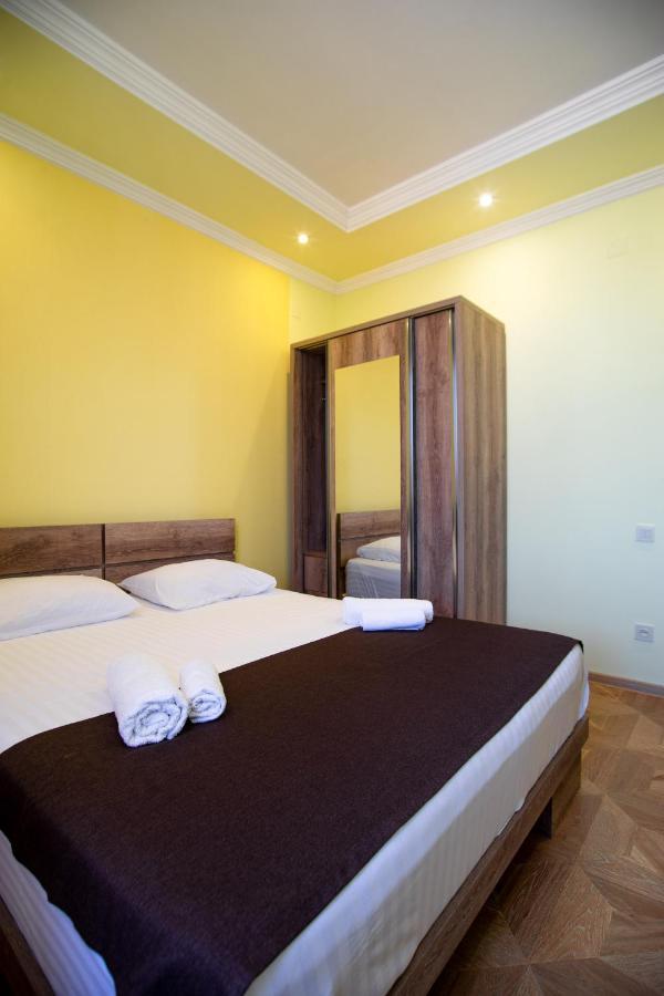 Porto Franco Hotel Батуми Екстериор снимка