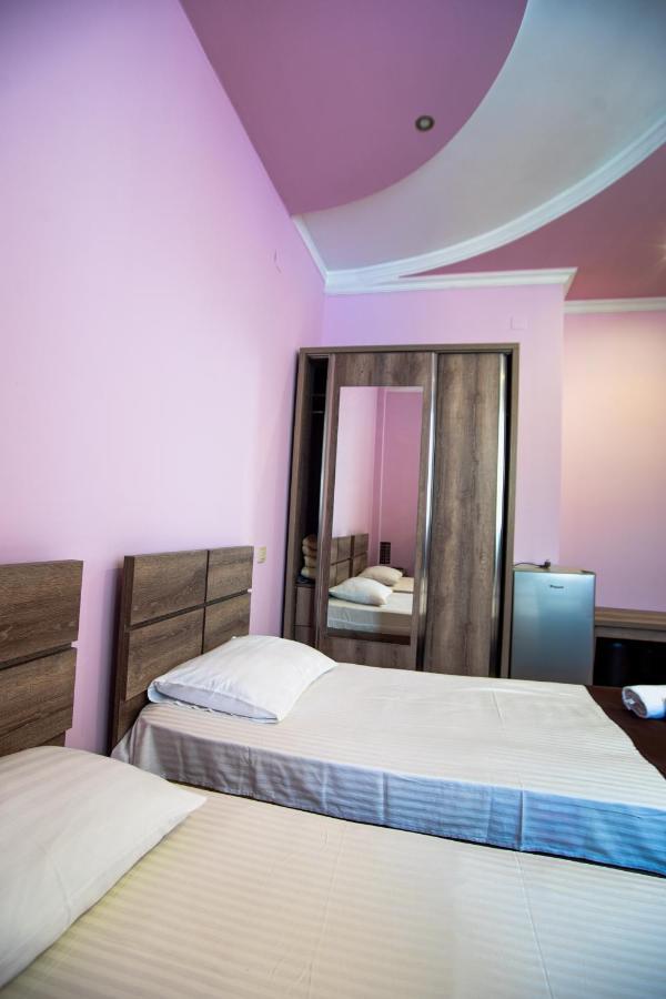 Porto Franco Hotel Батуми Екстериор снимка