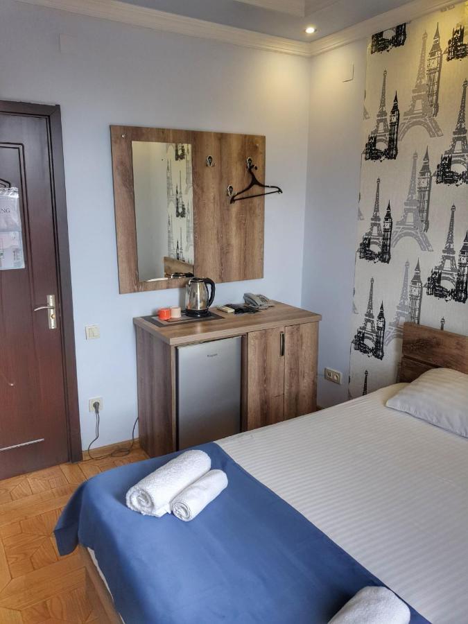 Porto Franco Hotel Батуми Екстериор снимка